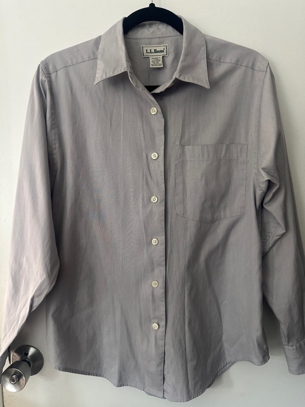 L.L. Bean Women’s Light Gray Button-Up Long Sleeve Shirt